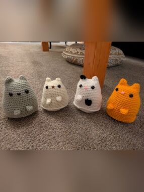 (1) Handmade Crochet Dumpling Cat Plush Toy - Gray, Cream, White, Or Orange